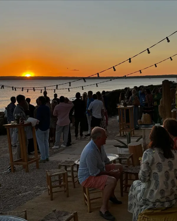 Sunset dining